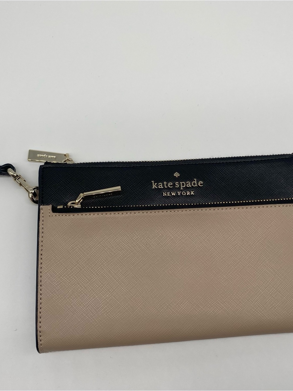 kate spade Two-Tone Black and Beige Zip Wristlet